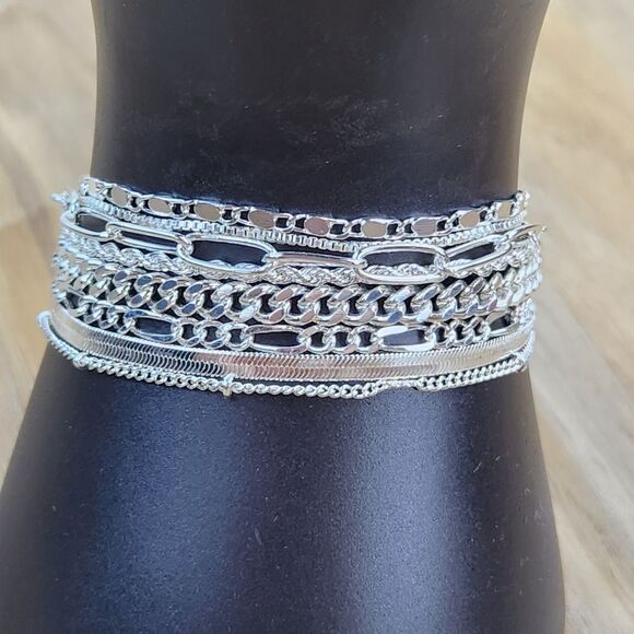 🩵NIB Elegant Sterling Silver Plated 8-Piece Chain Bracelet Set - Picture 10 of 12